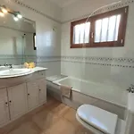 Villa 22 *