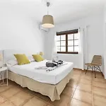 Villa 22 *
