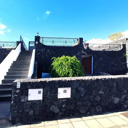 22 Villa Tias